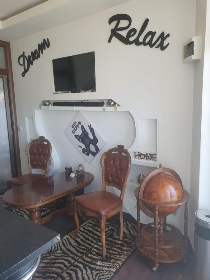 Готель Relax Haus Хунедоара Екстер'єр фото