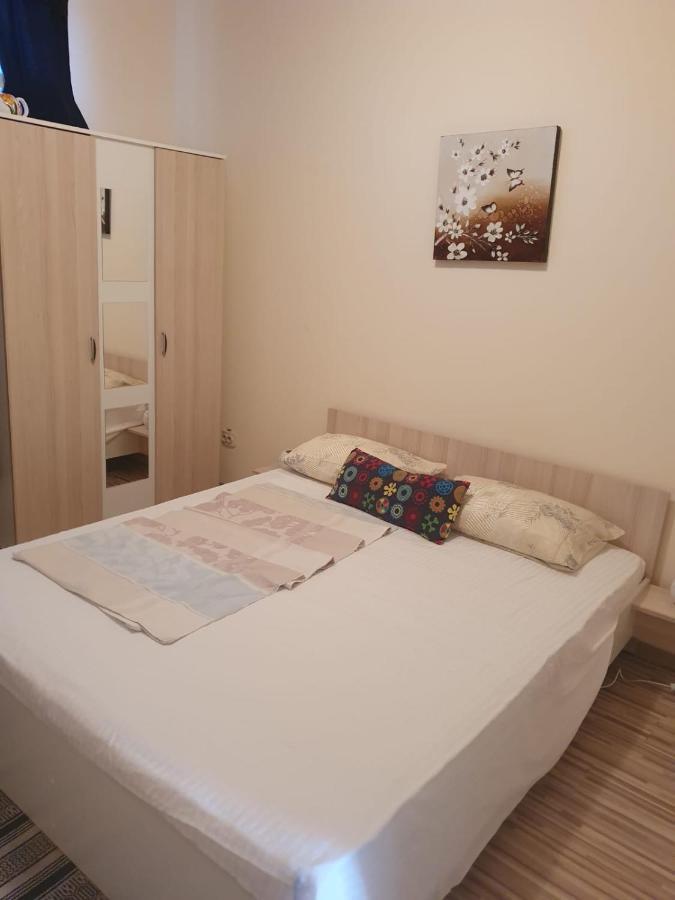 Готель Relax Haus Хунедоара Екстер'єр фото